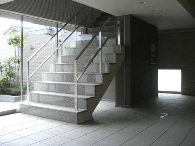 クレール和泉のロビー
