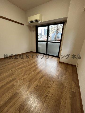 仲介手数料０円！ＳＰＡＣＥ　ＤＵＫＥの居間・リビング