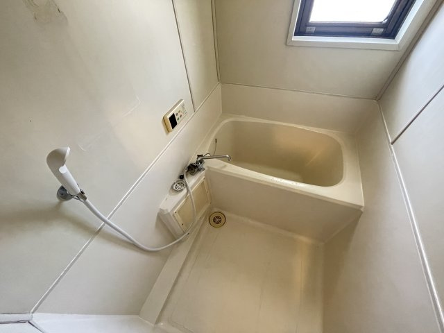 昭島市宮沢町２丁目の賃貸マンション