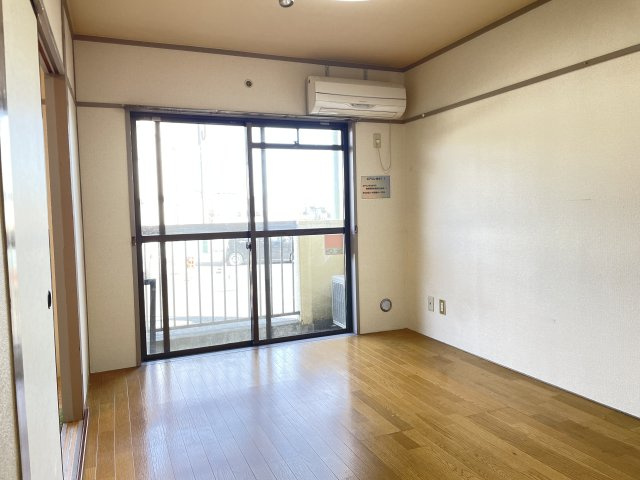 昭島市宮沢町２丁目の賃貸マンション