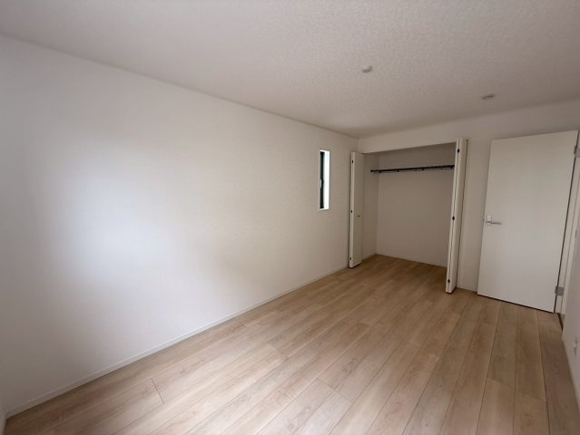 ♥♥南城市大里稲嶺第-１号棟の洋室|スタンダードな洋室です