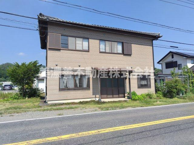 ６５６３９　山県市東深瀬 併用住宅の外観