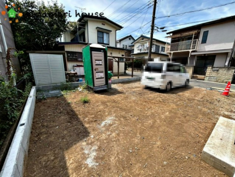 伊奈町小針新宿2期　新築戸建　グラファーレ01の駐車場