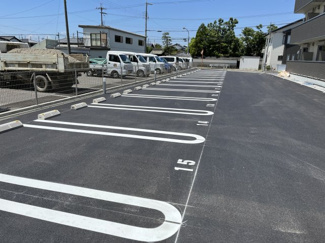 【駐車場】