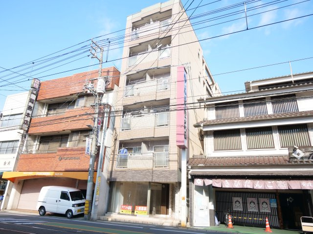 サンジェルマン中納言の外観