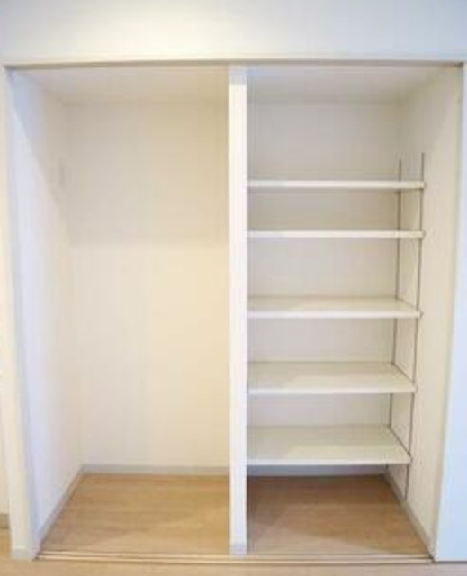 レジディア西麻布の収納