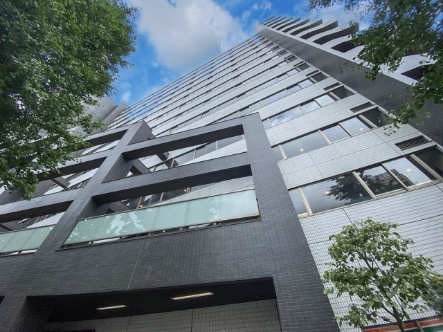 レジディア西麻布の外観