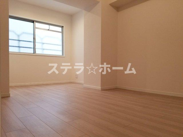 野江センチュリーマンションの洋室|落ち着いた色調の洋室です