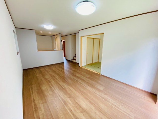 ハートフルタウン／東区月出７丁目／D号棟の居間・リビング