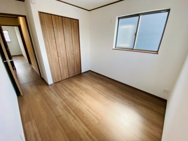 ハートフルタウン／東区月出７丁目／D号棟の洋室