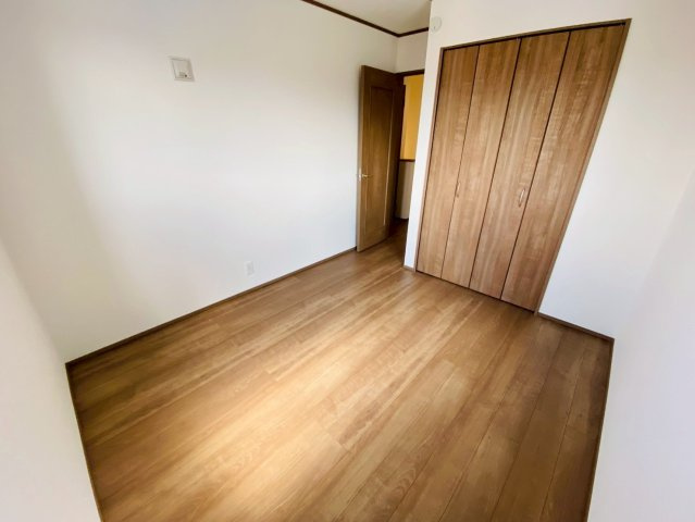 ハートフルタウン／東区月出７丁目／D号棟の洋室