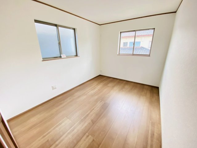 ハートフルタウン／東区月出７丁目／D号棟の洋室