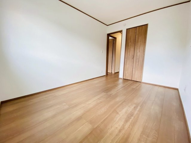 ハートフルタウン／東区月出７丁目／D号棟の洋室