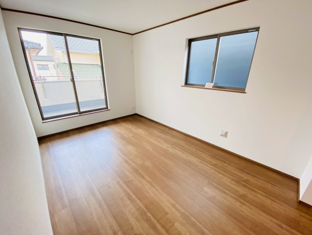 ハートフルタウン／東区月出７丁目／D号棟の洋室