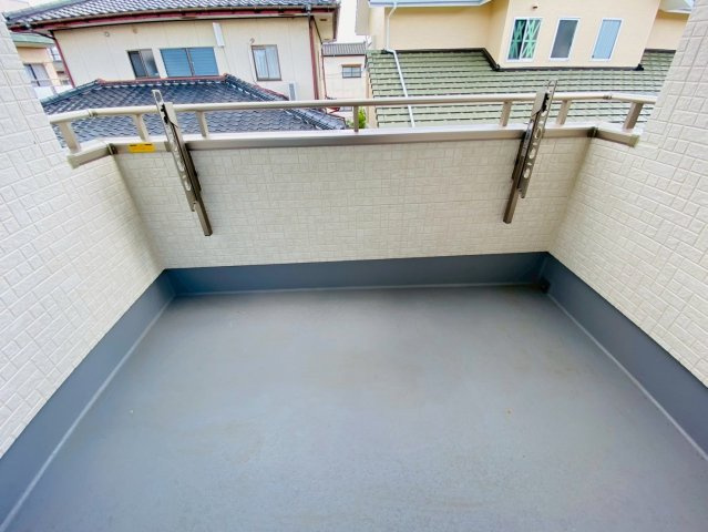 ハートフルタウン／東区月出７丁目／D号棟のバルコニー