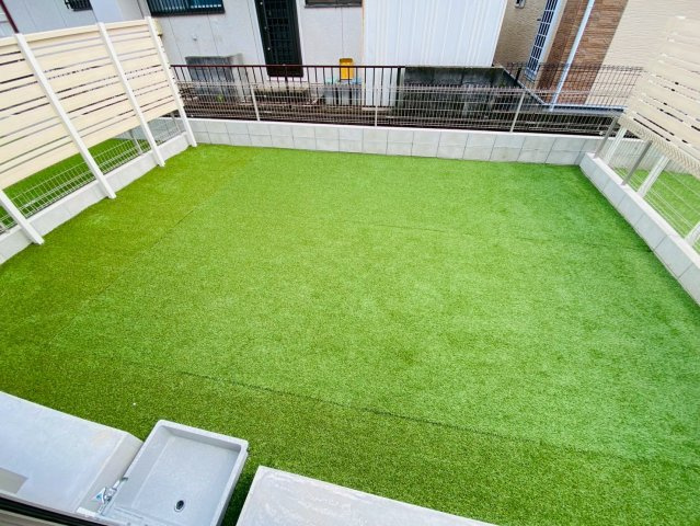 ハートフルタウン／東区月出７丁目／D号棟の庭