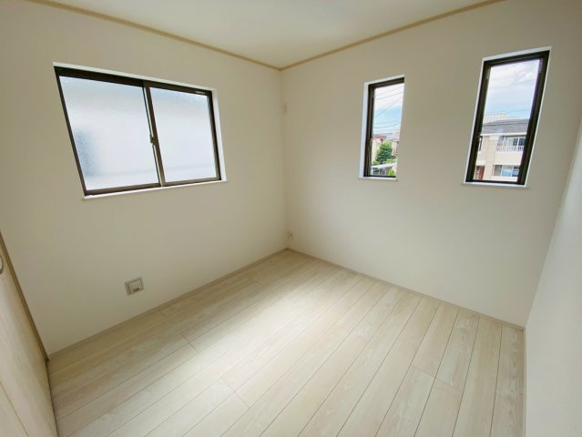 ハートフルタウン／東区月出７丁目／C号棟の洋室