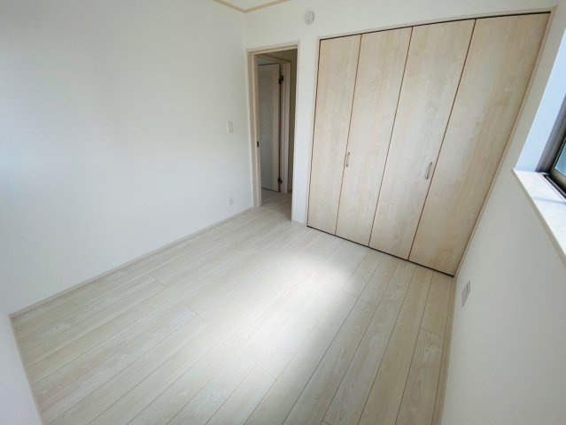 ハートフルタウン／東区月出７丁目／C号棟の洋室