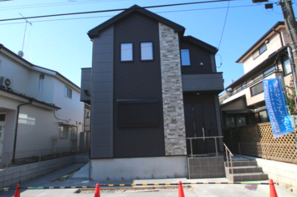 【外観】 | 【FIT】小平上水新町 | 西武国分寺線「鷹の台」駅徒歩15分♪改札を降りると昔ながらの商店街にお洒落なカフェやパン屋さんなどもありどこか居心地の良い雰囲気