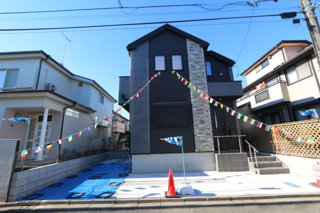 【FIT】小平上水新町の外観|近隣にはスーパー「グルメシティ・ビッグ・エー等」があります♪日々のお買い物が便利な環境です♪