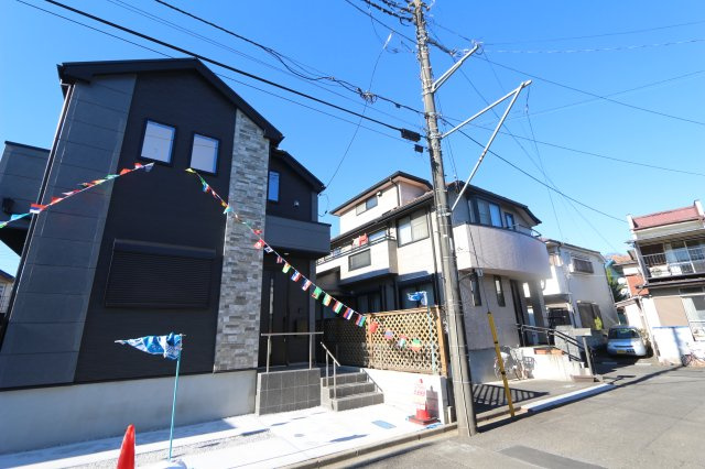 【FIT】小平上水新町の外観|LDKは開放感ある形状タイプの20帖超♪2階4部屋プラン