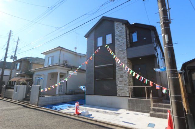 【FIT】小平上水新町の外観|面式キッチンで子供を見守りながらの家事や料理が可能です♪