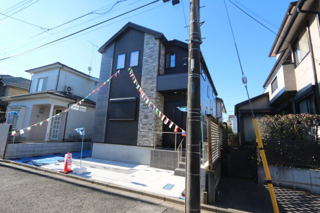 【FIT】小平上水新町の外観|リビングイン階段で家族とのコミュニケーションが取れます！