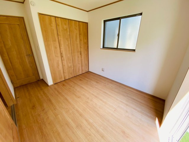 ハートフルタウン／東区月出７丁目／B号棟の洋室