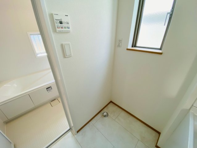 ハートフルタウン／東区月出７丁目／B号棟のランドリースペース