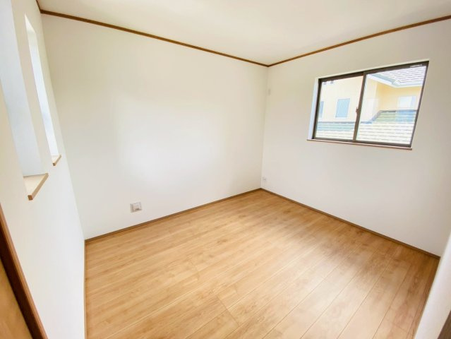 ハートフルタウン／東区月出７丁目／B号棟の洋室