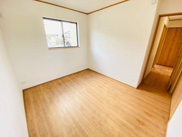 ハートフルタウン／東区月出７丁目／B号棟の洋室