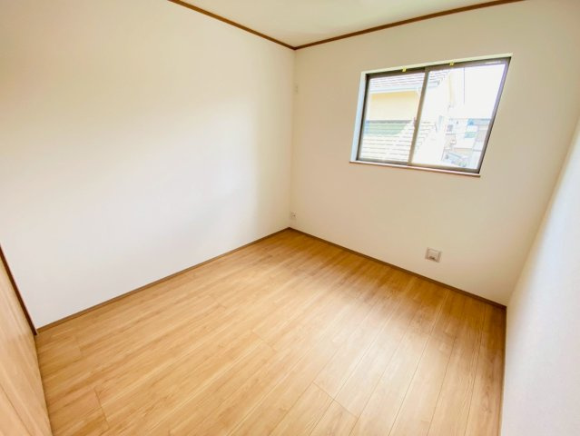 ハートフルタウン／東区月出７丁目／B号棟の洋室