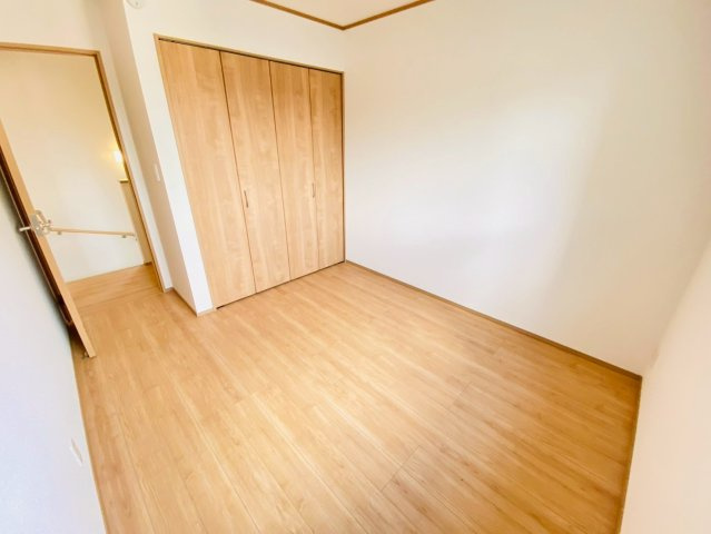 ハートフルタウン／東区月出７丁目／B号棟の洋室