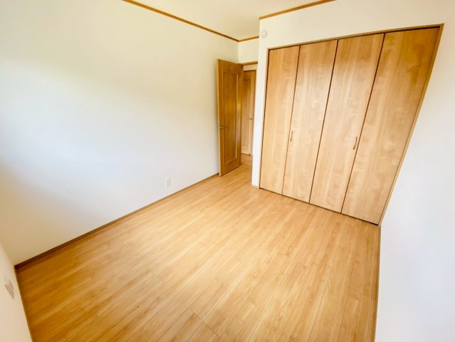 ハートフルタウン／東区月出７丁目／B号棟の洋室