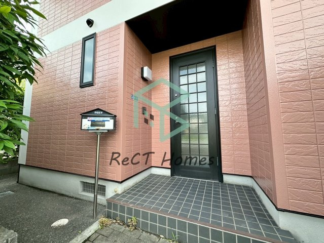 辻井メゾネットの玄関