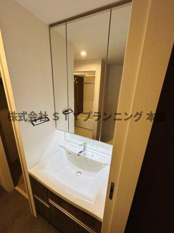 仲介手数料０円！Grand Palace IKAIの独立洗面台