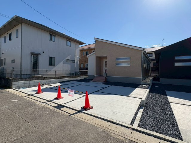 リーブルガーデン　江南市勝佐町平屋　全2区画分譲の外観|■外観写真　
■ヤマダ不動産　株式会社リライフ　