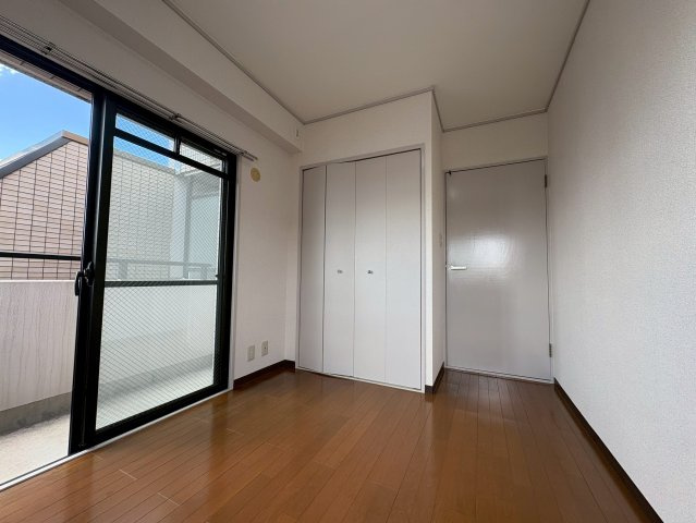 ウイステリア宝塚の内装|明るい室内です
