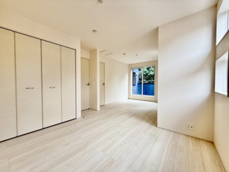 【洋室】 | ブルーミングガーデン野洲市永原　2号棟　新築戸建