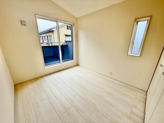 【洋室】 | ブルーミングガーデン野洲市永原　2号棟　新築戸建