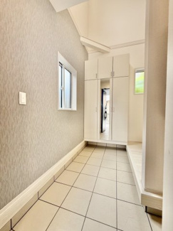 【玄関】 | ブルーミングガーデン野洲市永原　2号棟　新築戸建