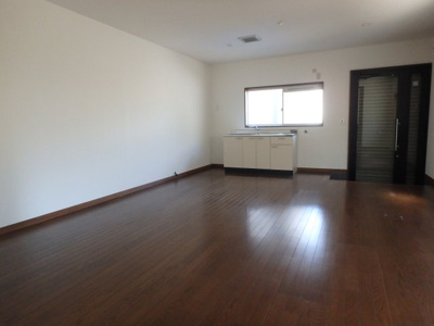 【洋室】 | 高井田元町2丁目貸家