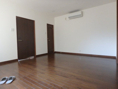 【洋室】 | 高井田元町2丁目貸家