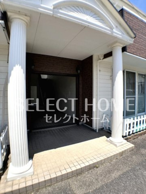 【エントランス】 | ドエルマルシェＡ棟 | ゆとりのあるエントランスです