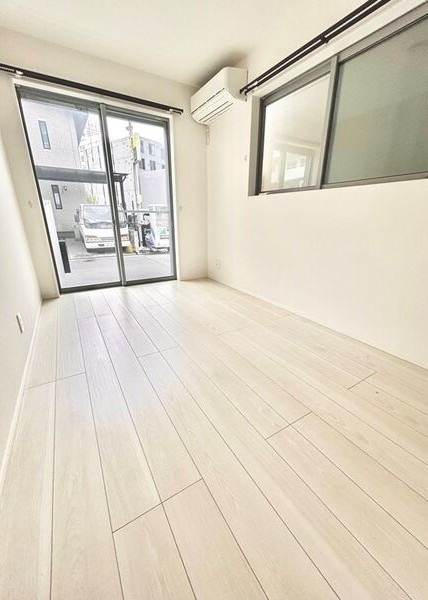 若宮町１丁目戸建の寝室