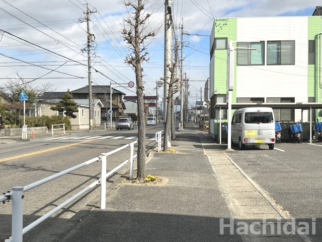 碧南市日進町（新築一戸建）の前面道路含む現地写真