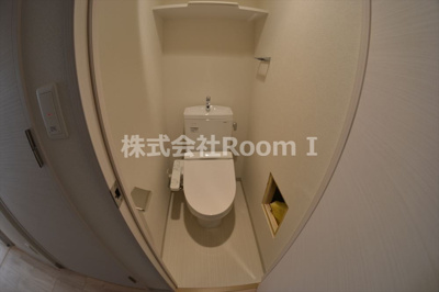 【トイレ】 | プレサンス心斎橋ブライト | 落ち着いたトイレです