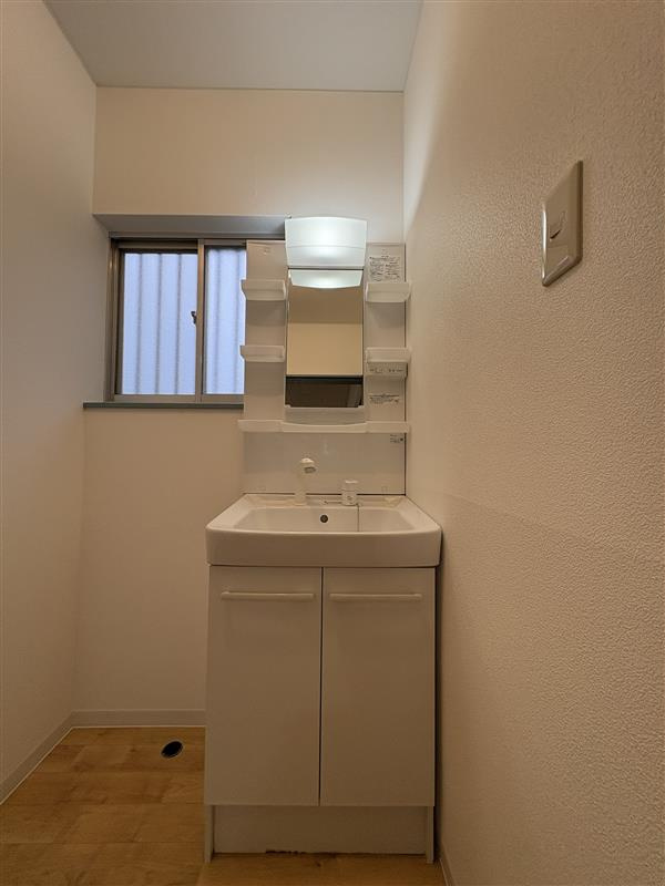 小西リースハウスⅠの洗面所