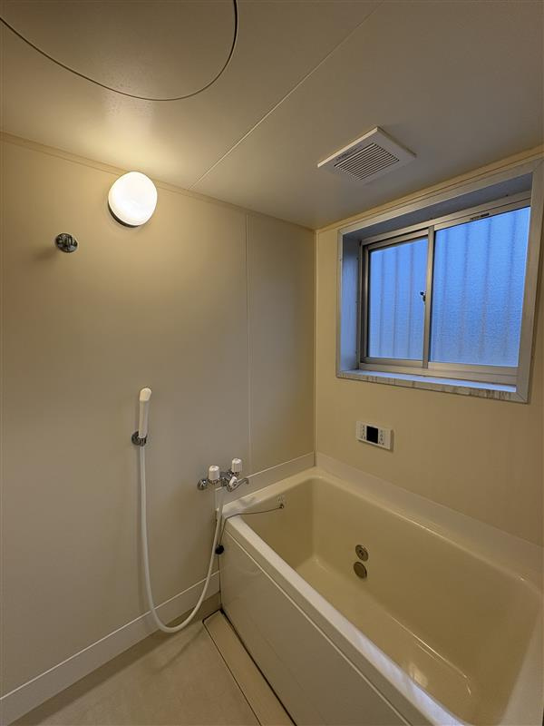 小西リースハウスⅠの浴室