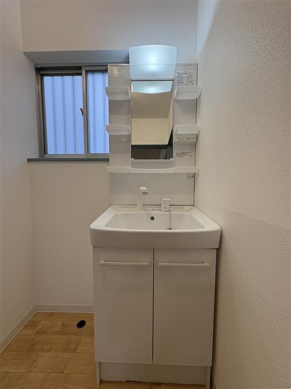 小西リースハウスⅠの洗面所